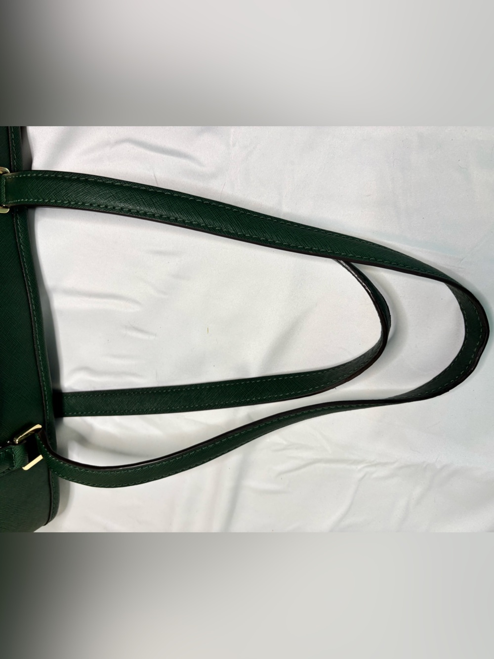 Michael Kors Emerald Jet Set Multifunction Saffiano Leather Tote - Picture 11 of 16